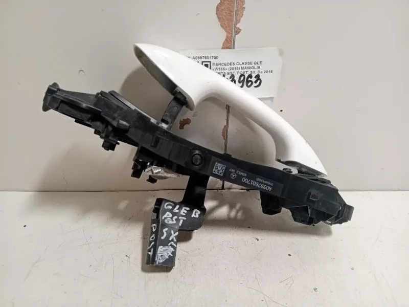 Maniglia Porta EST POST SX A0997601700 Mercedes Classe GLE W166 2015