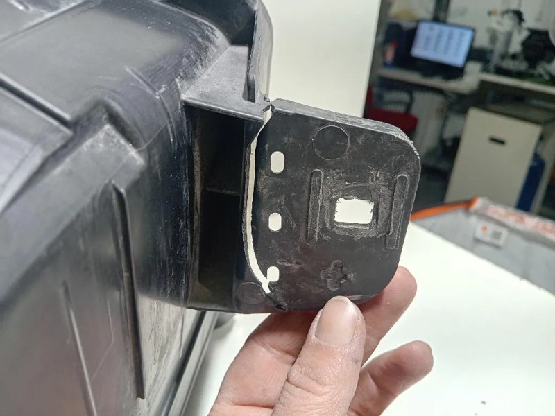 Proiettore ANT SX 1LE011565 Opel Vivaro B 2015