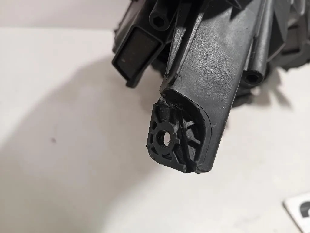 Proiettore ANT SX 13399862 Opel Zafira C 2012