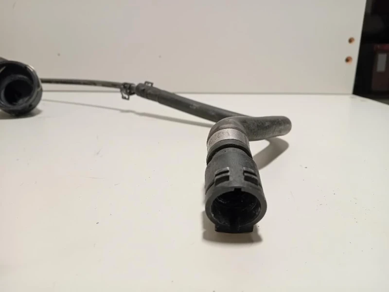 TUBO Acqua Radiatore Oliotermostato TUBO ACQUA RADIATORE OLIOTERMOSTATO Bmw Serie 1 F20 Berlina 2015
