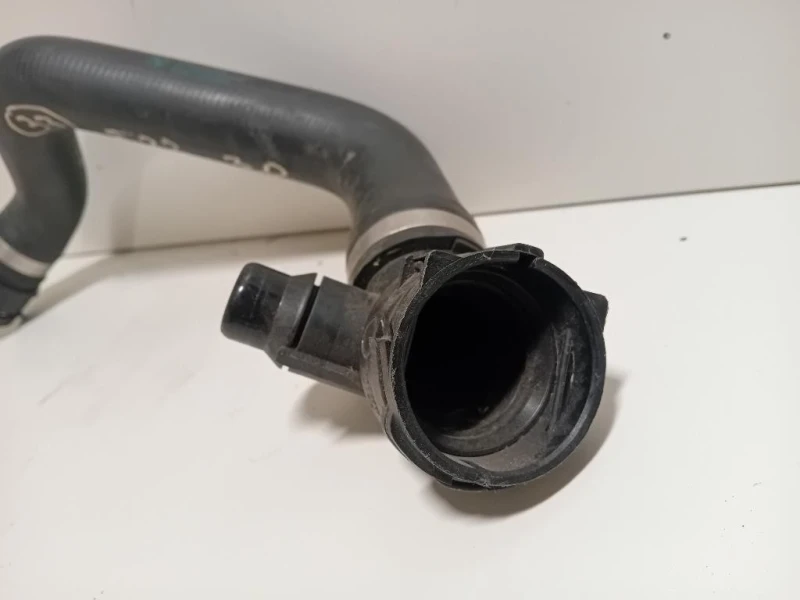 TUBO Acqua Radiatore Oliotermostato 866283601 Bmw Serie 4 F36 GRAN Coupe 2014