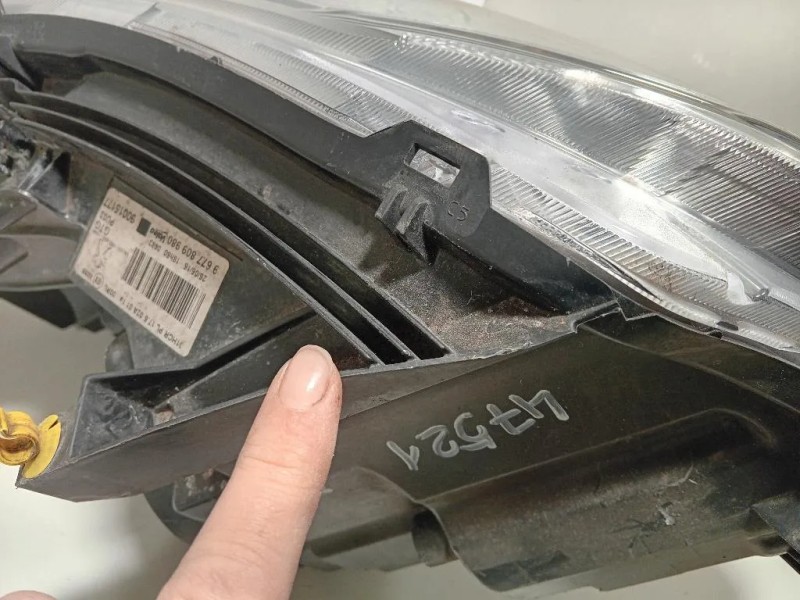 Proiettore ANT SX 90015177 Peugeot 2008 I 2016