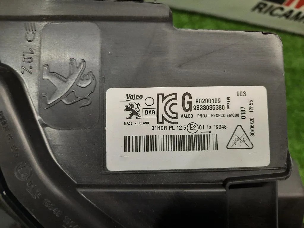 Proiettore ANT SX 9833036380 ECO LED Peugeot 2008 II 2020