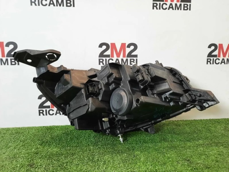 Proiettore ANT SX 9833036380 Peugeot 2008 II 2020