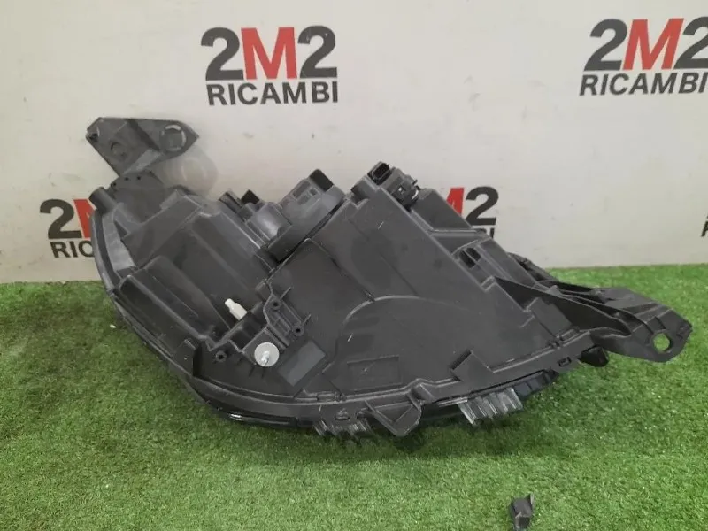 Proiettore ANT SX 9833036380 ECO LED Peugeot 2008 II 2020