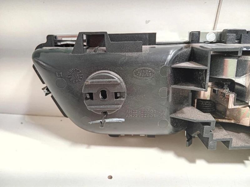 Maniglia Porta INT ANT SX AH22-14017-BA Land Rover Discovery V 2016