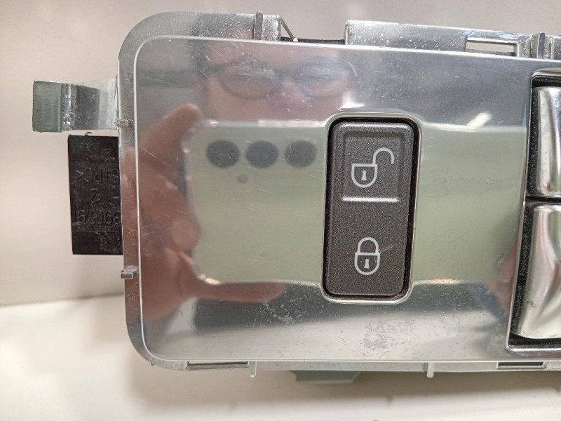 Maniglia Porta INT ANT SX AH22-14017-BA Land Rover Discovery V 2016