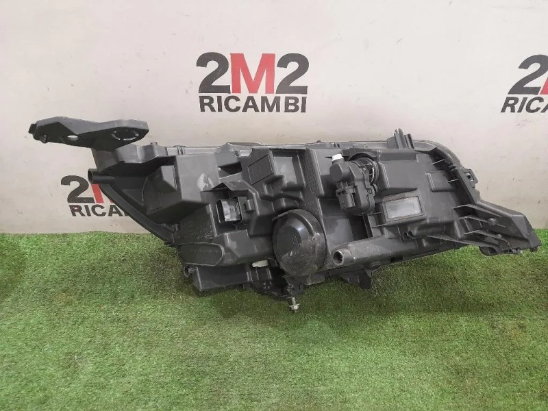 Proiettore ANT SX 9833036380 Peugeot 208 II 2019