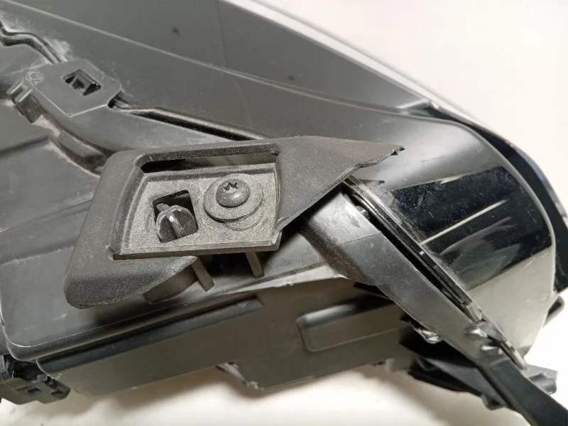 Proiettore ANT SX 9833036380 Peugeot 208 II 2019