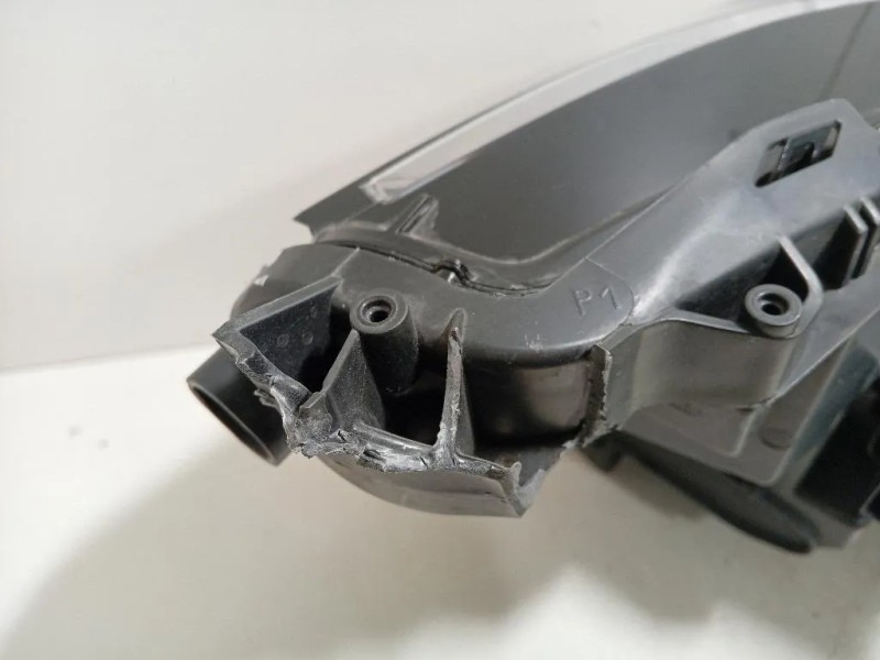 Proiettore ANT SX 9833036380 Peugeot 208 II 2019