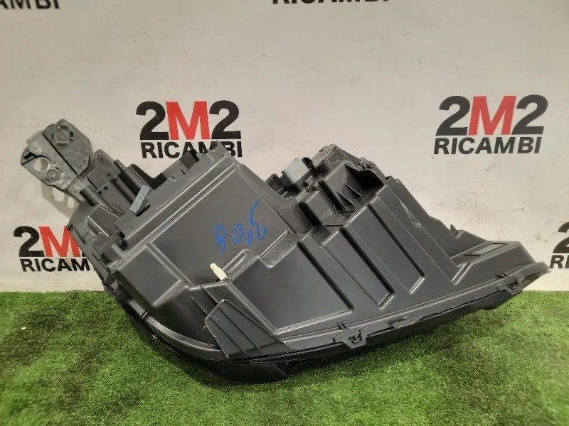 Proiettore ANT SX 98 362 302 80 Peugeot 3008 II 2016