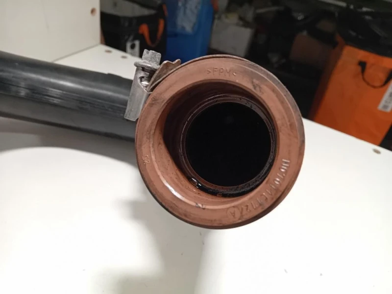 TUBO Flessibile Filtro ARIA AV61-12B624-B Ford KUGA I 2008
