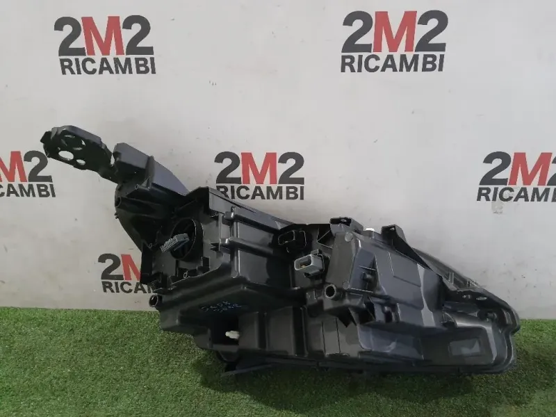 Proiettore ANT SX 1674017780 FARO PROIETTORE ANT 3008 Peugeot 5008 II 2017