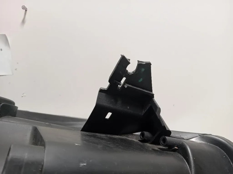 Proiettore ANT SX 10340748 Renault CLIO IV 2016