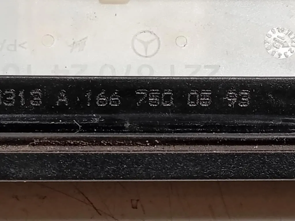 Maniglia Portello EST POST A1667500593 Mercedes Classe ML W166 2012