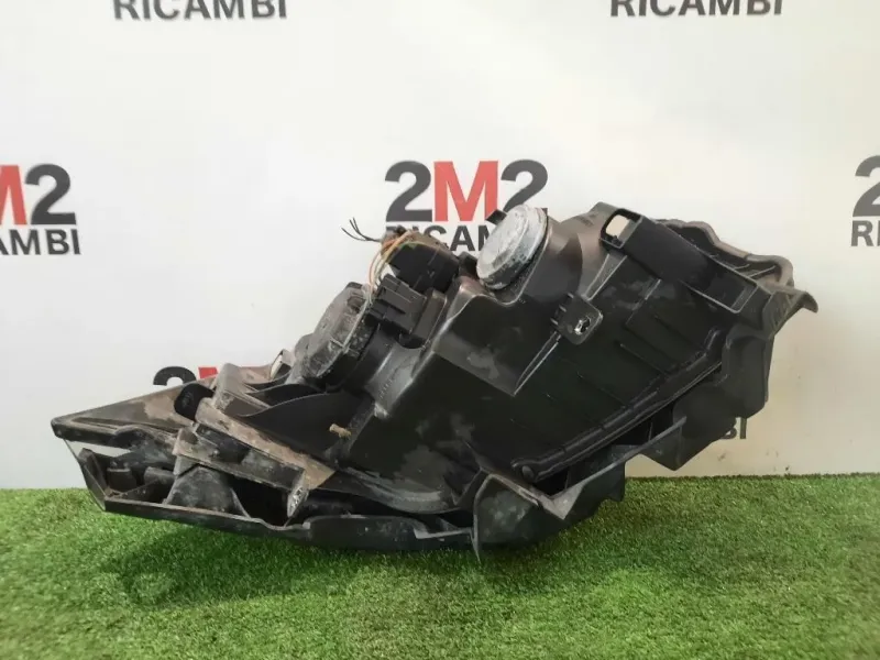 Proiettore ANT SX 89306990 Renault Megane II CC 2003