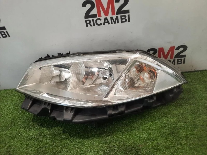 Proiettore ANT SX 89306990 Renault Megane II CC 2003