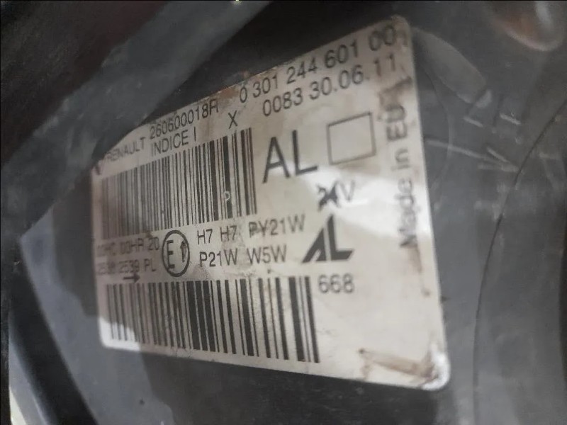 Proiettore ANT SX 260500018R Renault Mégane III 2009