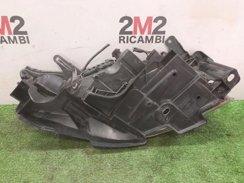 Proiettore ANT SX 260500018R Renault Mégane III 2009