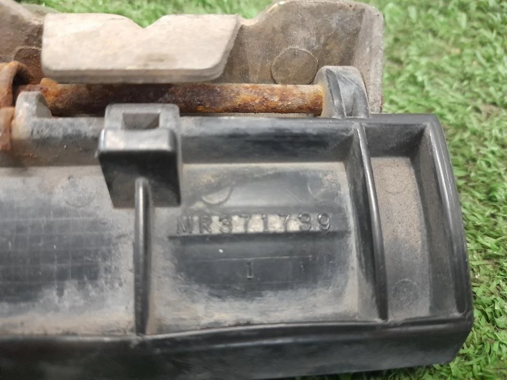 Maniglia Portello EST POST MR371739 Mitsubishi Pajero Sport 1998