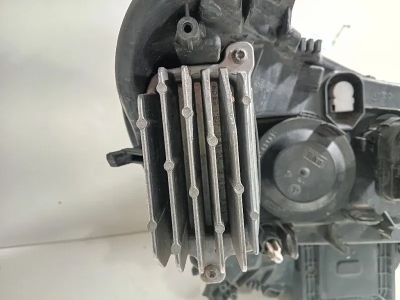 Proiettore ANT SX 260600396R Renault Mégane IV 2016