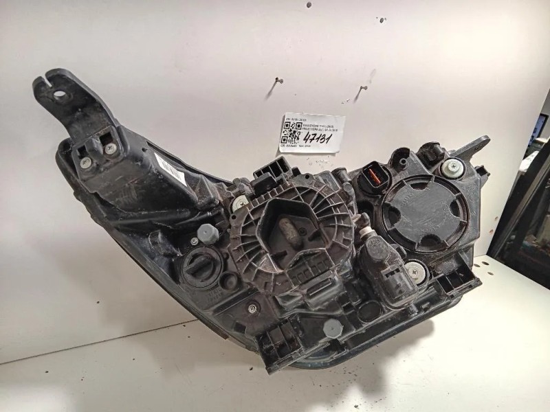 Proiettore ANT SX 83101 35700 Ssangyong Tivoli 2015