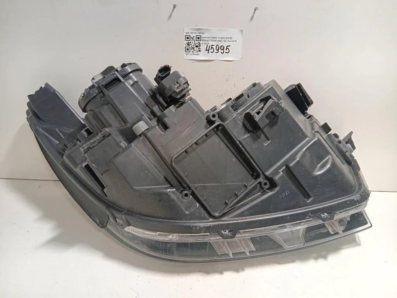 Proiettore ANT SX 83101 35700 Ssangyong Tivoli 2015