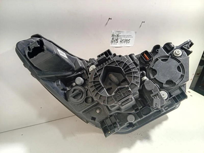 Proiettore ANT SX 83101 35700 Ssangyong Tivoli 2015