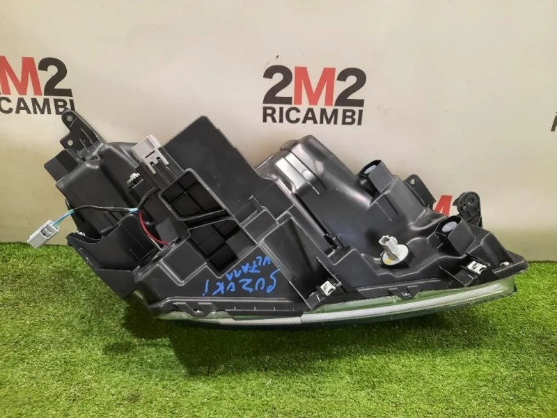 Proiettore ANT SX 100-7R016 Suzuki Vitara II 2018