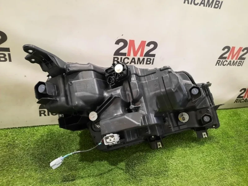 Proiettore ANT SX 100-7R016 Suzuki Vitara II 2018