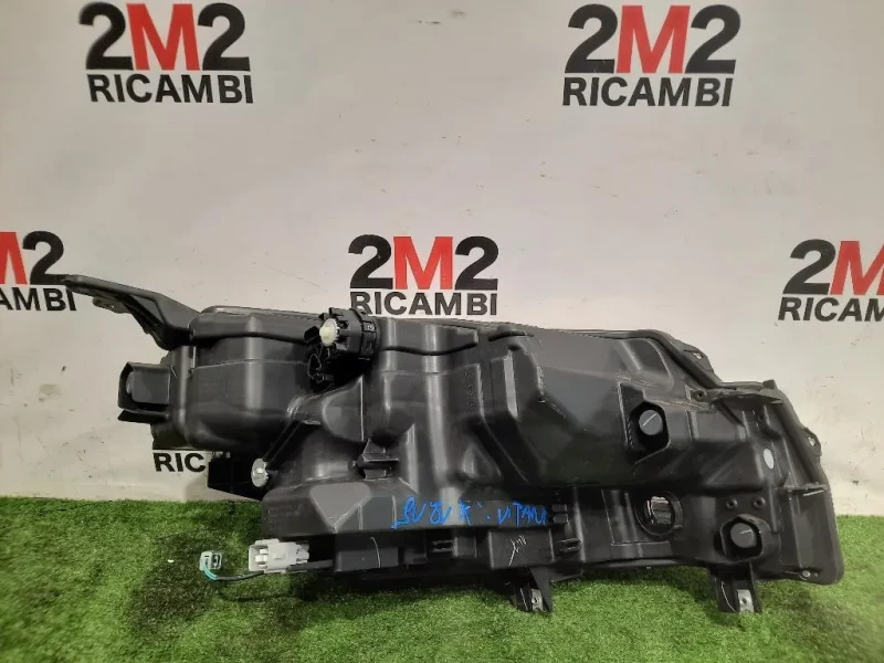 Proiettore ANT SX 100-7R016 Suzuki Vitara II 2018