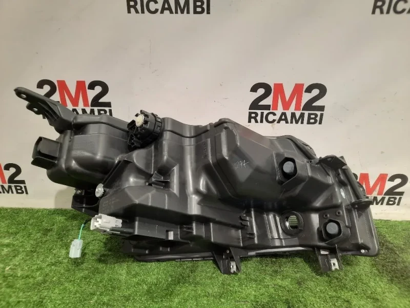 Proiettore ANT SX 100-7R016 Suzuki Vitara II 2018