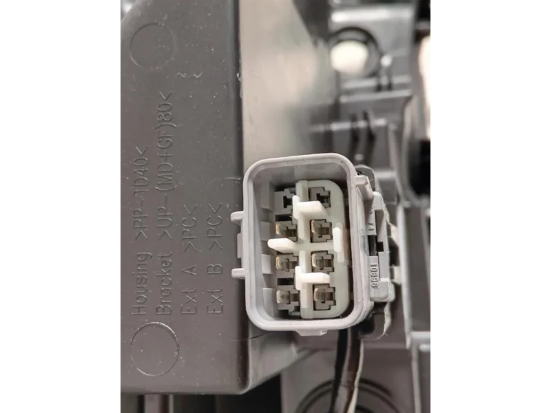 Proiettore ANT SX 100-7R016 Suzuki Vitara II 2018