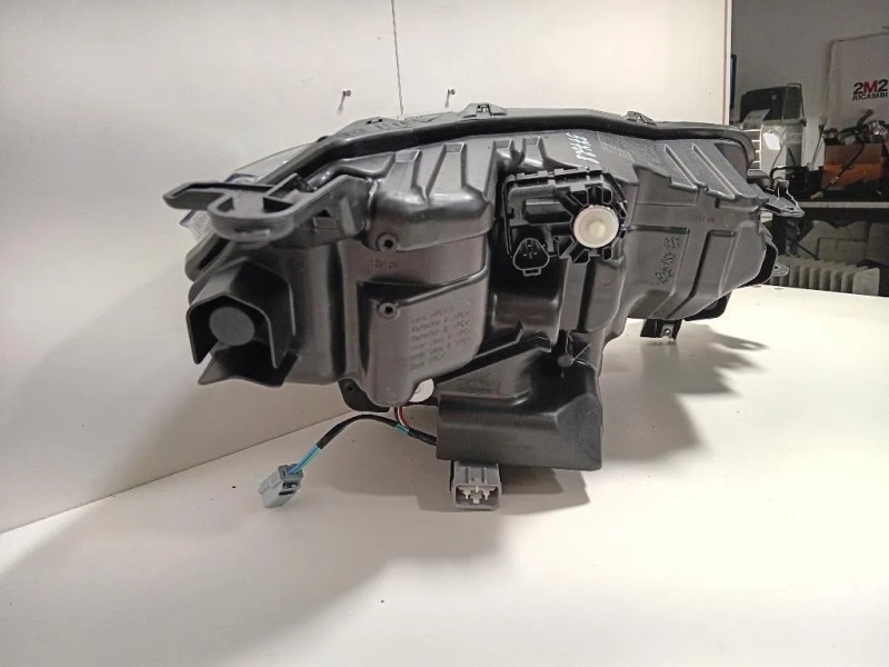 Proiettore ANT SX 100-7R016 Suzuki Vitara II 2018