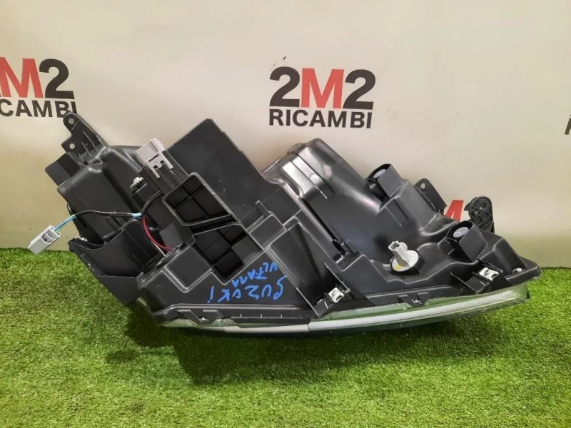 Proiettore ANT SX 100-7R016 Suzuki Vitara II 2018