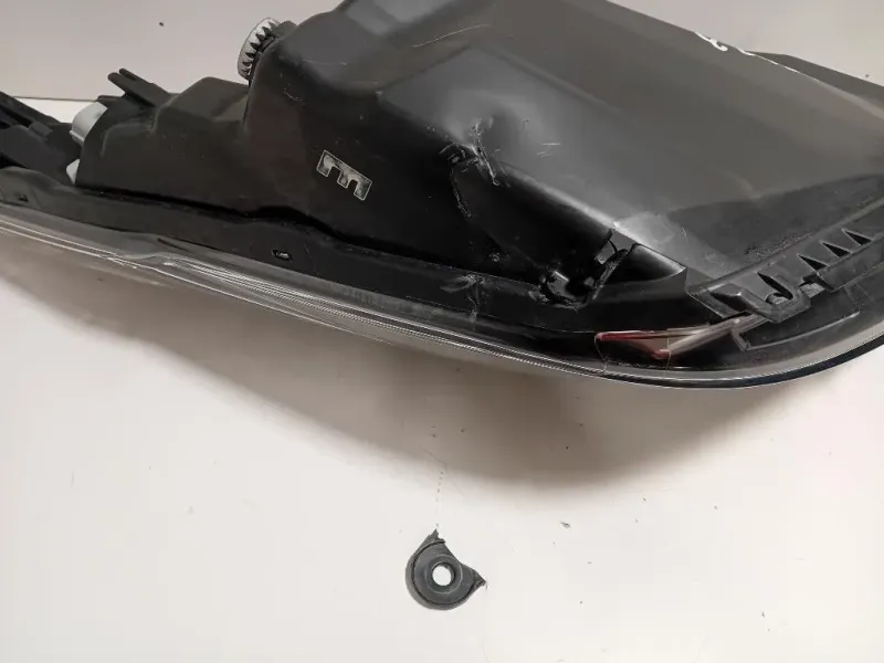 Proiettore ANT SX 811700H131 PROIETTORE FARO LUCE Toyota AYGO II 2014