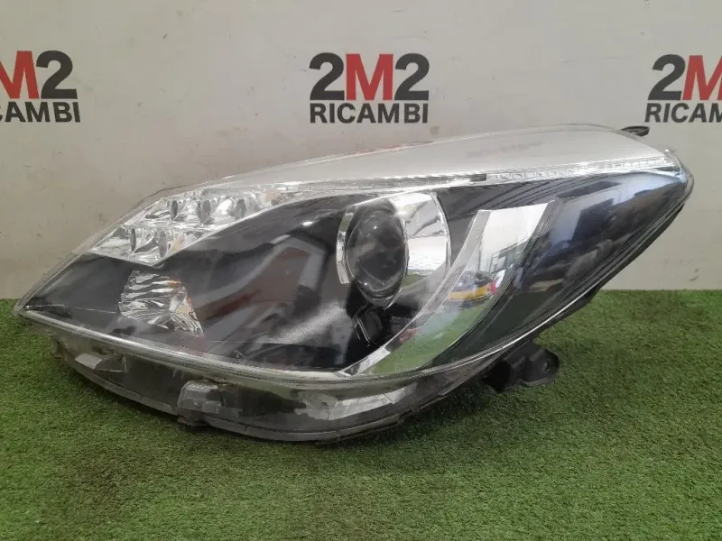 Proiettore ANT SX 811700DA50 Toyota Yaris IV 2014