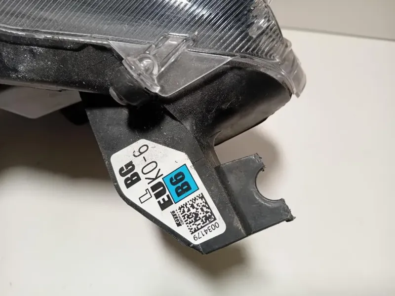 Proiettore ANT SX 811700DP30 Toyota Yaris V 2020