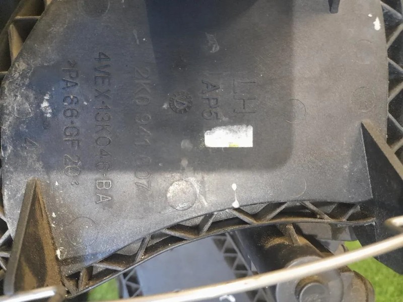 Proiettore ANT SX 2IK0941005 Volkswagen Caddy III 2004