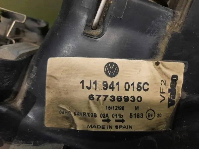 Proiettore ANT SX 1J1941015C Volkswagen GOLF IV 1998