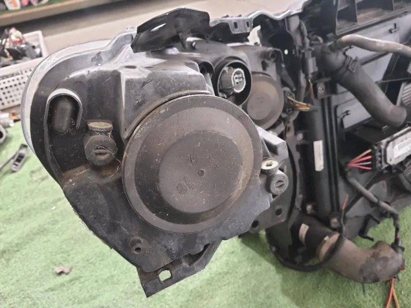 Proiettore ANT SX 5K2941005H Volkswagen GOLF VI 2009