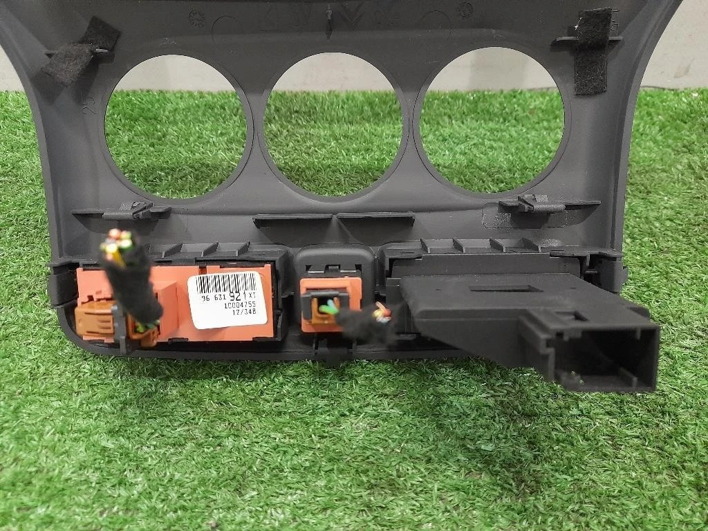 Mascherina Comandi Riscaldamento-clima 96825462 Citroen C3 Picasso 2013