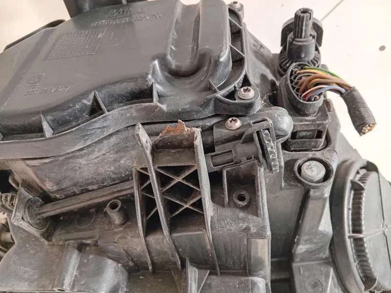 Proiettore ANT SX 5G2941031 DANNO IN FOTO Volkswagen GOLF VII 2017