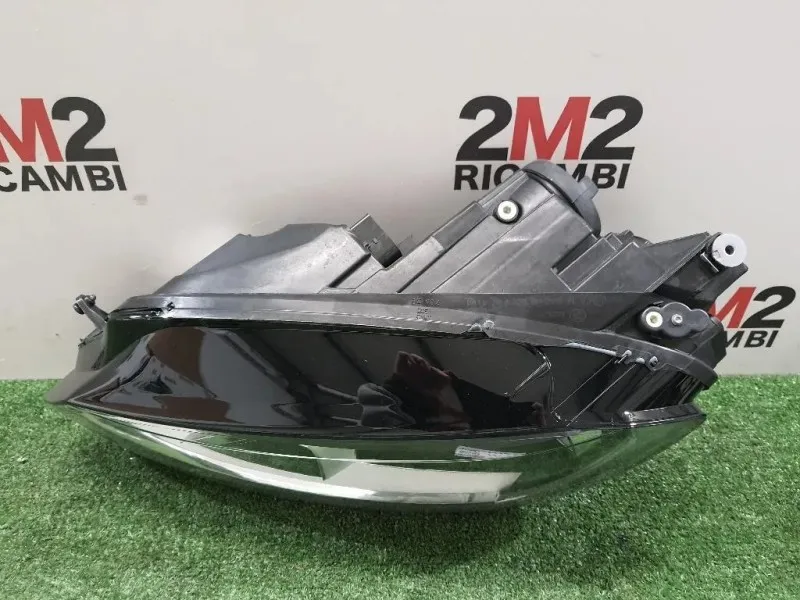 Proiettore ANT SX 5G1941005E Volkswagen GOLF VII 2017