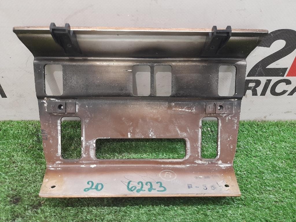 Mascherina Comandi Riscaldamento-clima Mercedes Classe E W124 1985