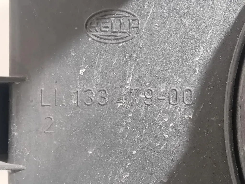 Proiettore ANT SX 301133467 Volkswagen Passat III 1994