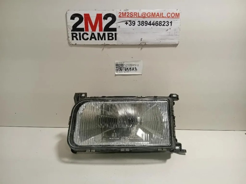 Proiettore ANT SX 301133467 Volkswagen Passat III 1994