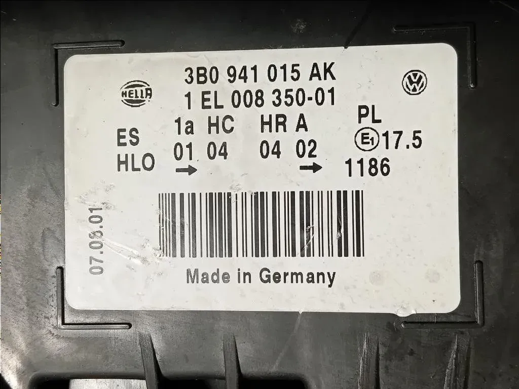 Proiettore ANT SX 3B0 941 015 AK Volkswagen Passat IV Variant 2000