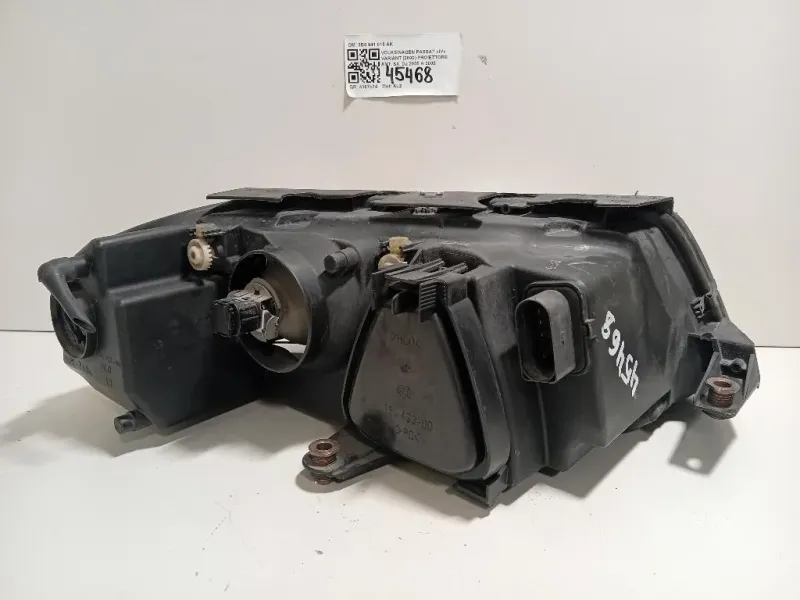 Proiettore ANT SX 3B0 941 015 AK Volkswagen Passat IV Variant 2000