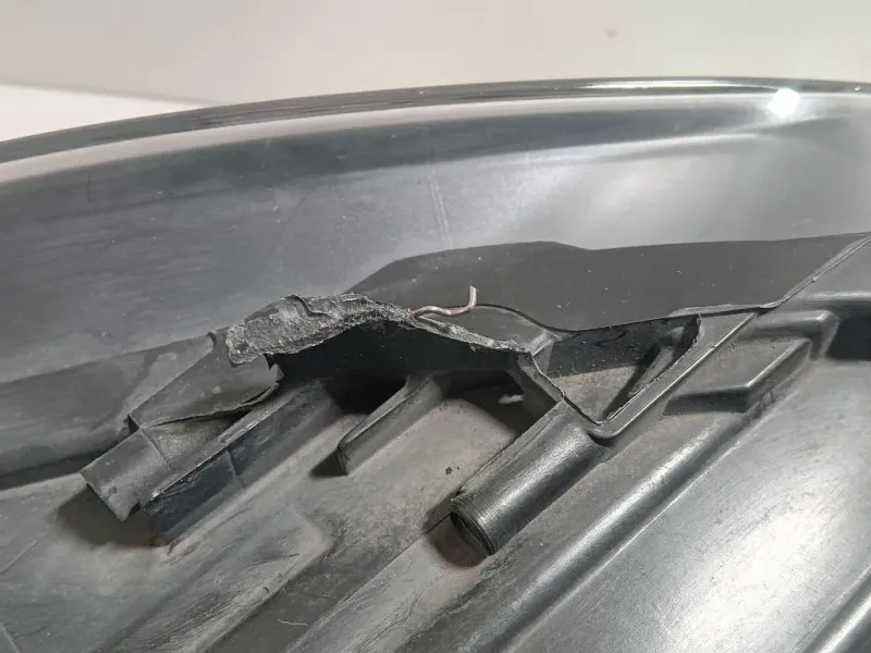 Proiettore ANT SX 6R1 941 007 E DIFFETTI Volkswagen POLO V 2006